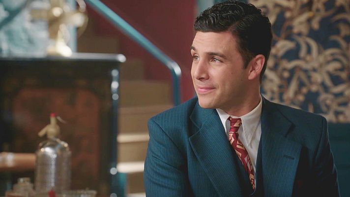 Salón de té La Moderna - Iván descubre a Mercedes mintiéndole