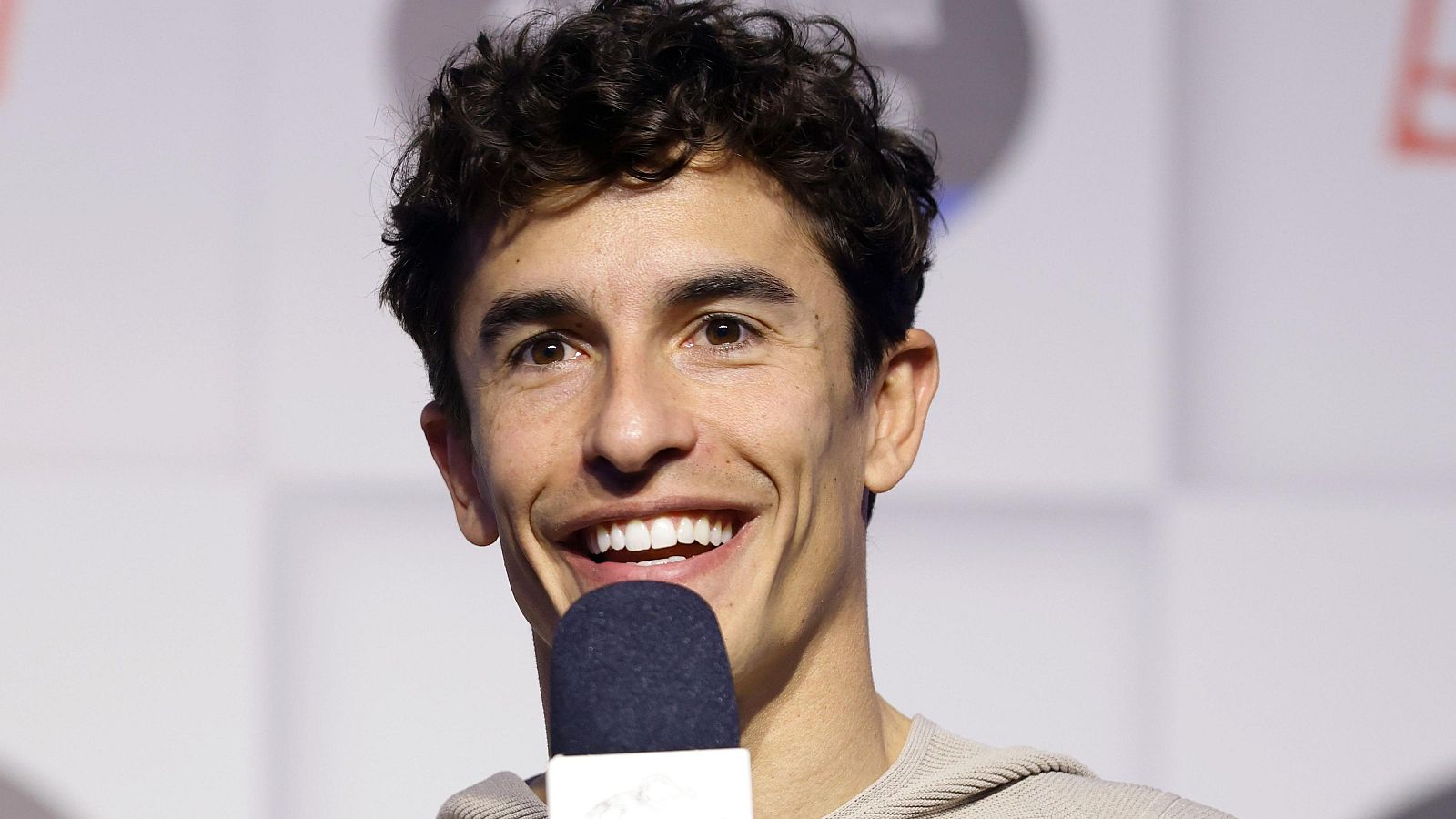 Marc Márquez: "Tengo las herramientas para luchar por el título" | Ver