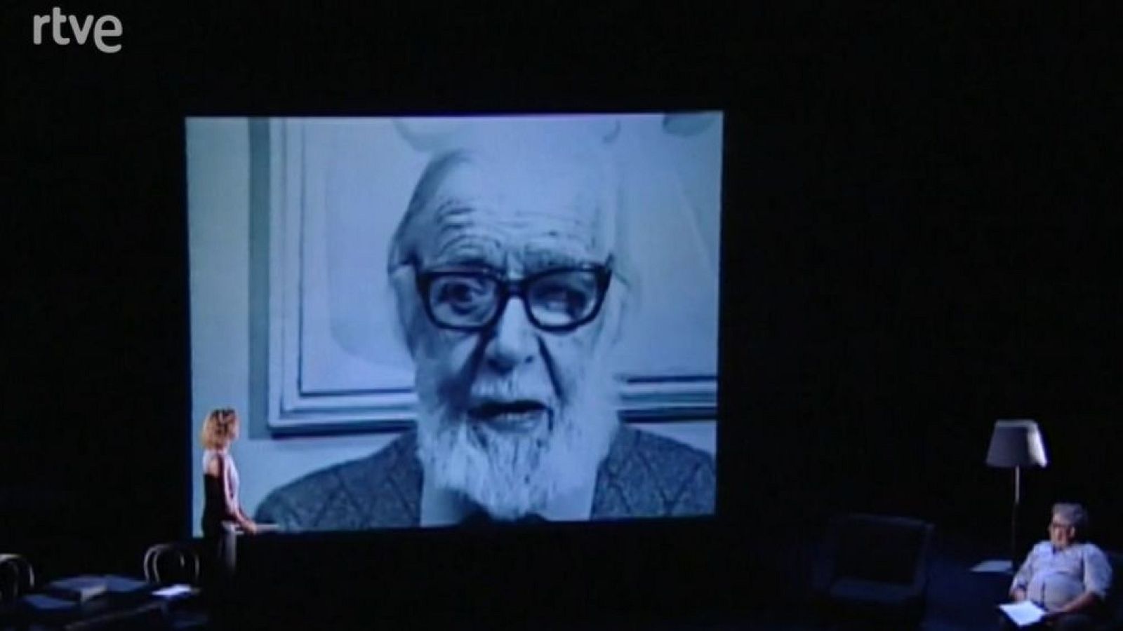 Fragment de l'obra "Això guixa" i declaracions, pel Grec'99 | Veure