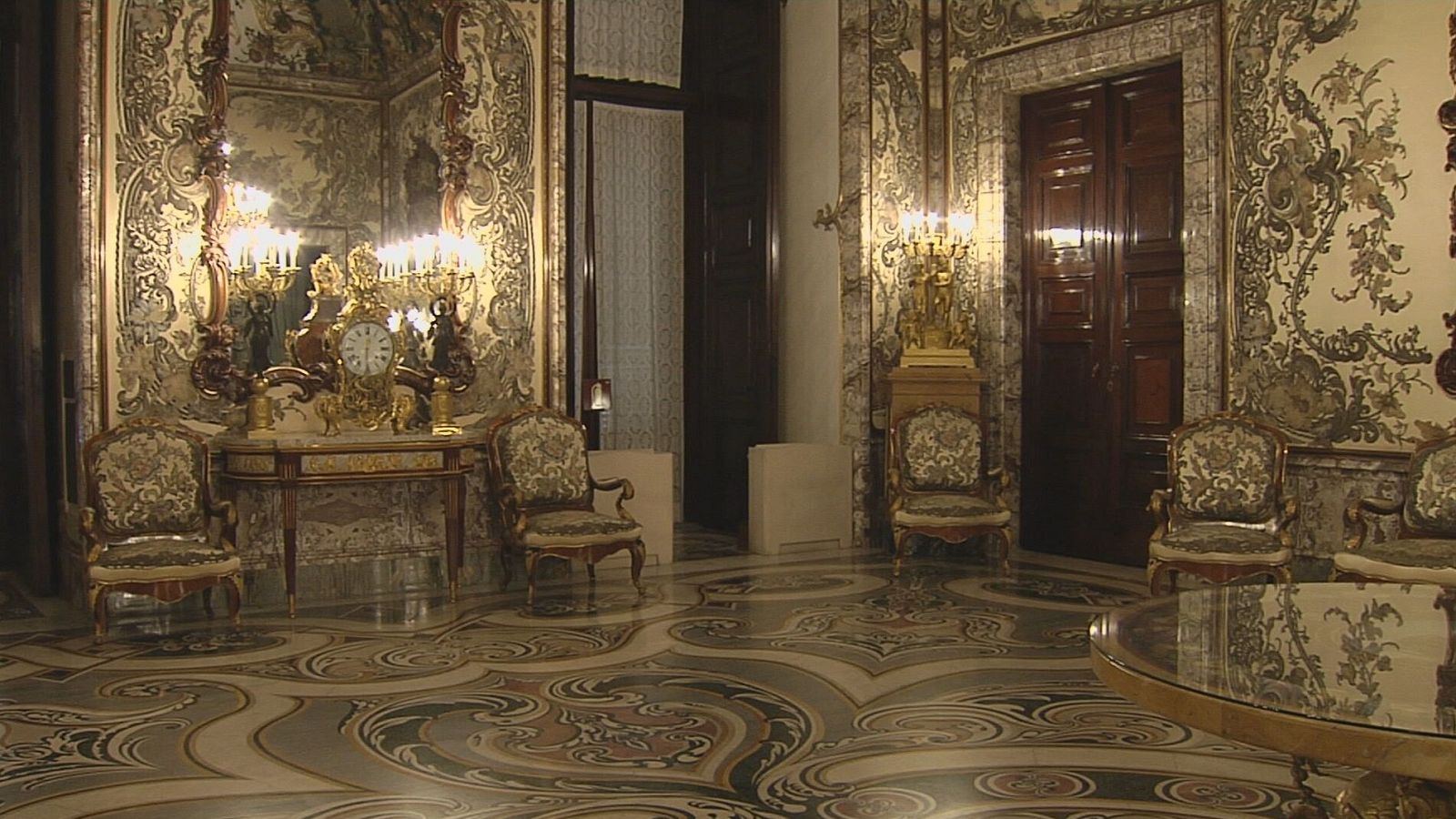 El salón Gasparini, lugar donde los Reyes fueron retratados | Ver