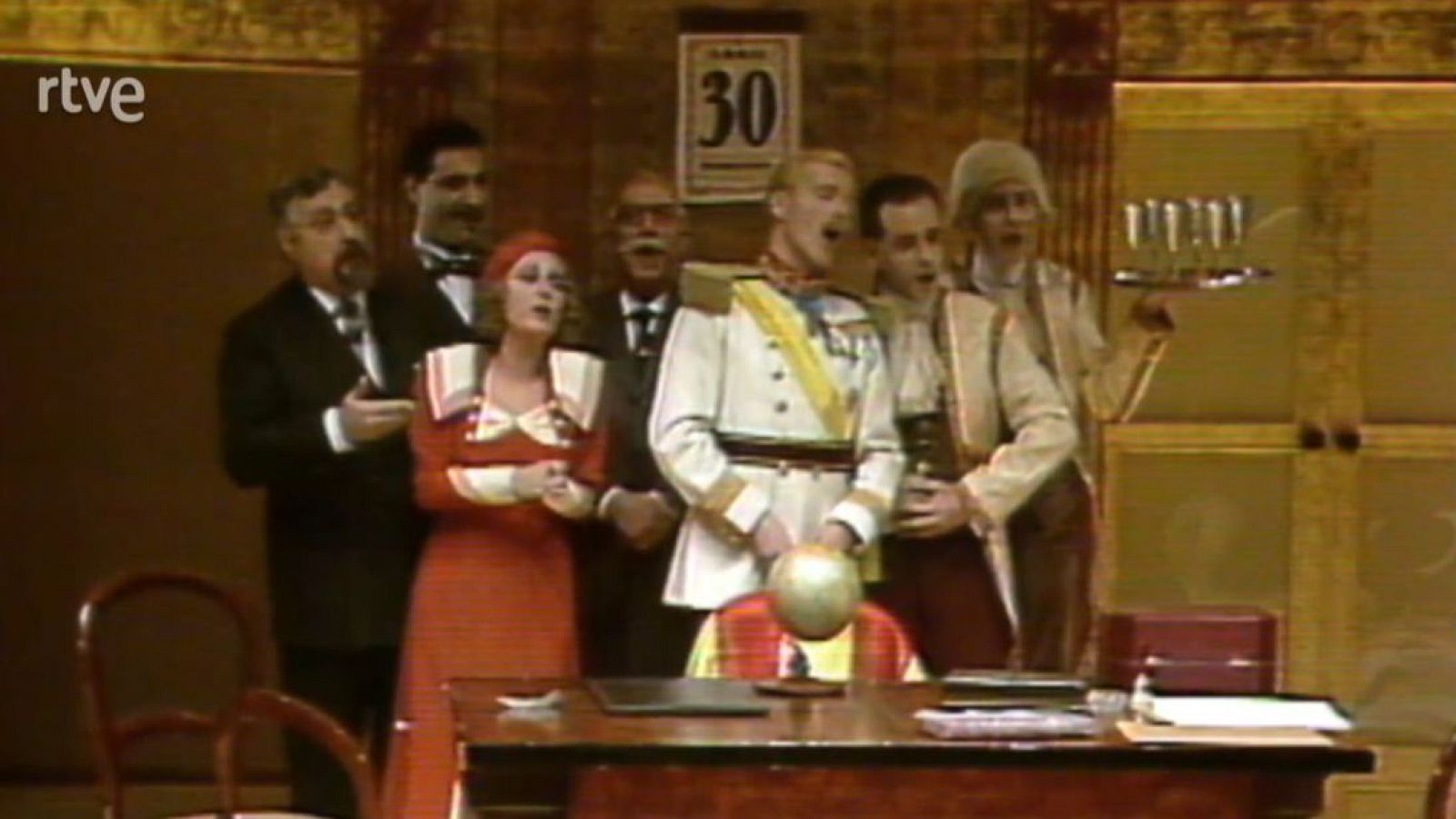 El 30 d'abril, de Joan Oliver, al Teatre Lliure - arxiu - Arxiu TVE Catalunya | Veure