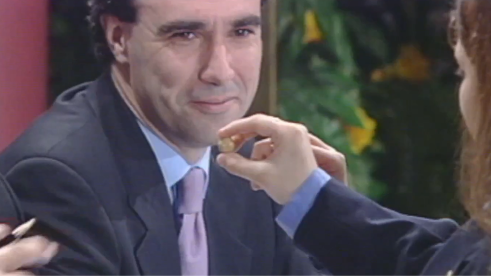 2002: el Gordo de la Lotería de Navidad fue el 8103 | Ver