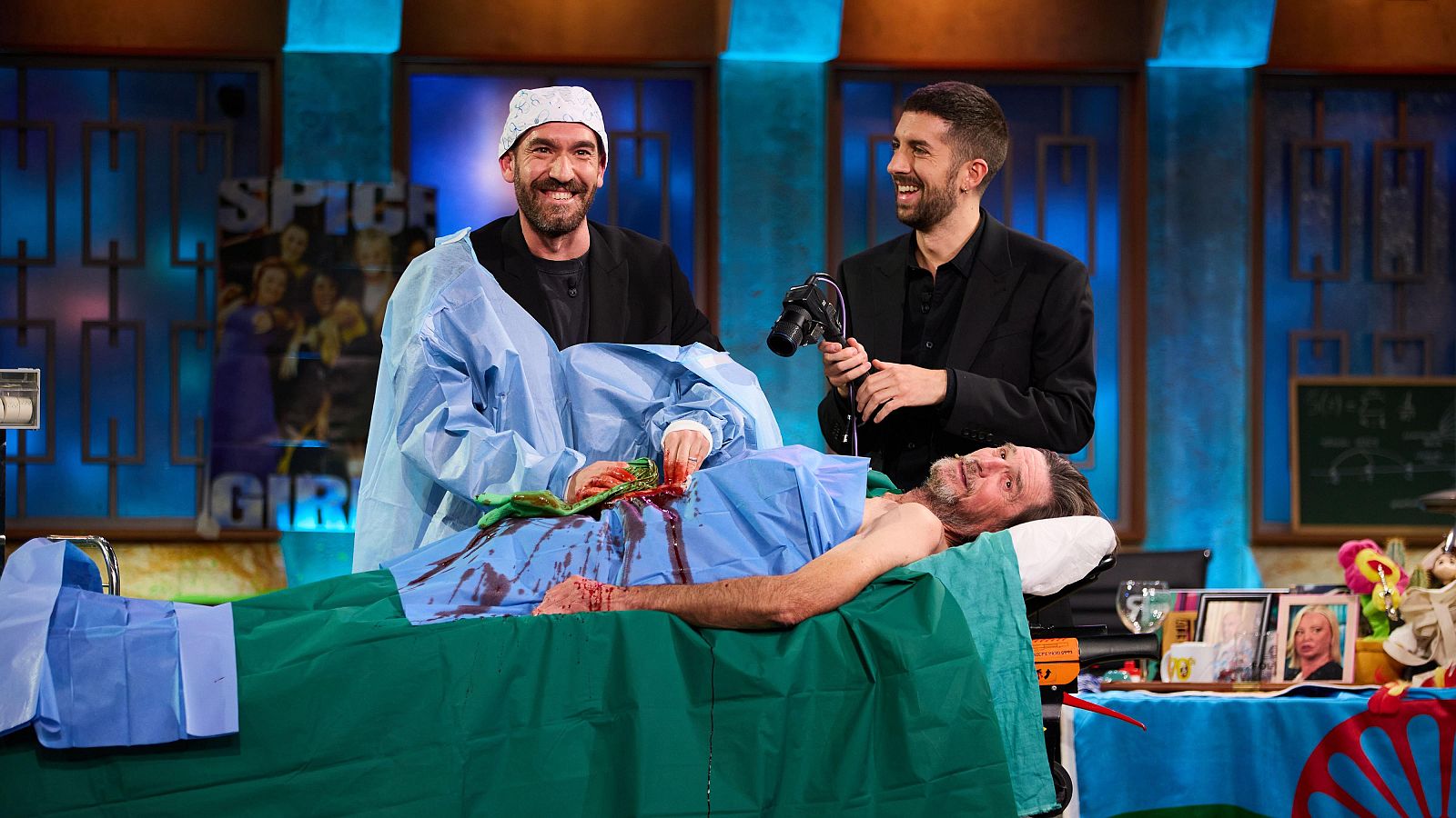 La Revuelta | Jorge Ponce opera de apendicitis en directo 27/11/24 - La Revuelta | Ver