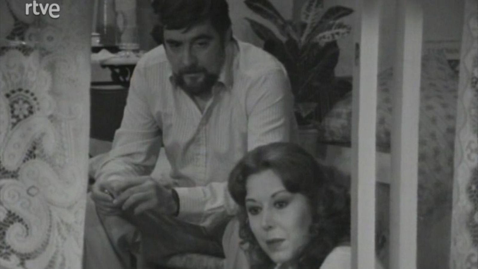 Baralla entre olors - Gran Teatre - Arxiu TVE Catalunya - Teatre a l'Arxiu | Veure