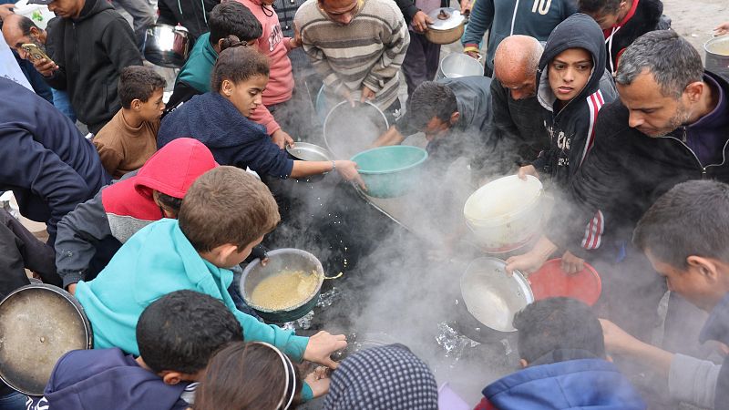 Tel Aviv intensifica su ofensiva en Gaza mientras el fro y la lluvia empeoran las condiciones de los palestinos