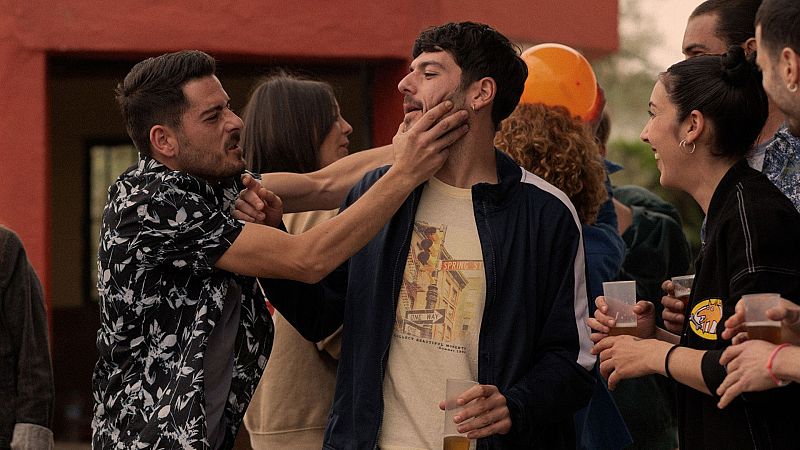 'Por donde pasa el silencio', la directora y el actor Antonio Araque presentan la película - Somos cine | Ver