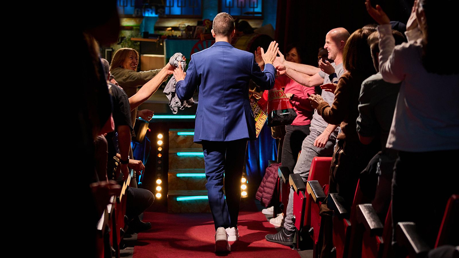 La Revuelta | “Hola, me llamo Pablo y soy un niño” 28/11/24 - La Revuelta | Ver