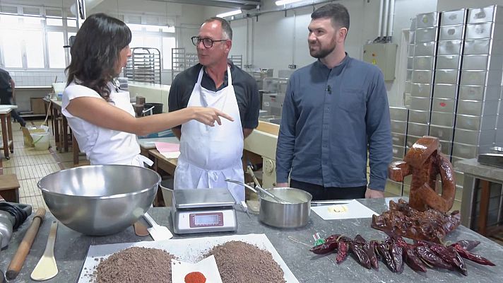 Aquí la Tierra - Bombón de pimiento y chocolate