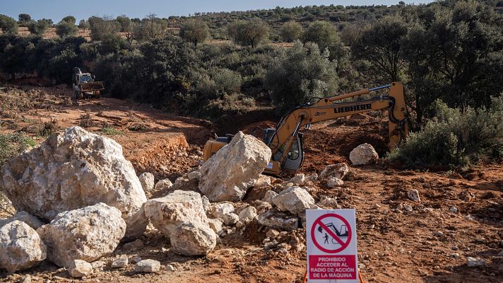 Telediario 1 - Un mes después de la DANA cuatro personas siguen desaparecidas