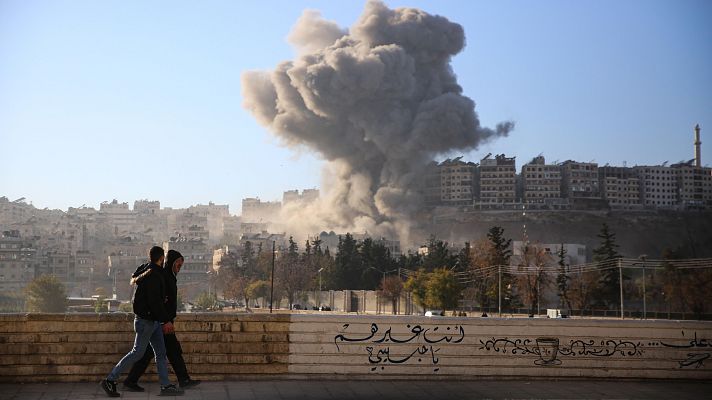 Telediario 1 - Los rebeldes sirios toman el aeropuerto de Alepo