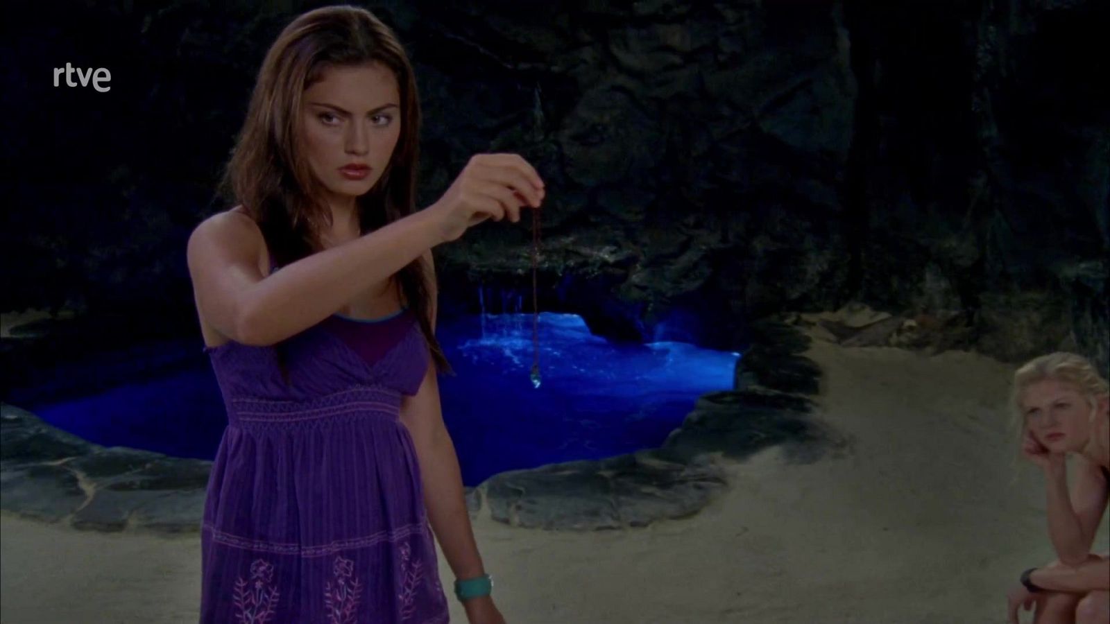 El ladrón de joyas - H2O | Ver