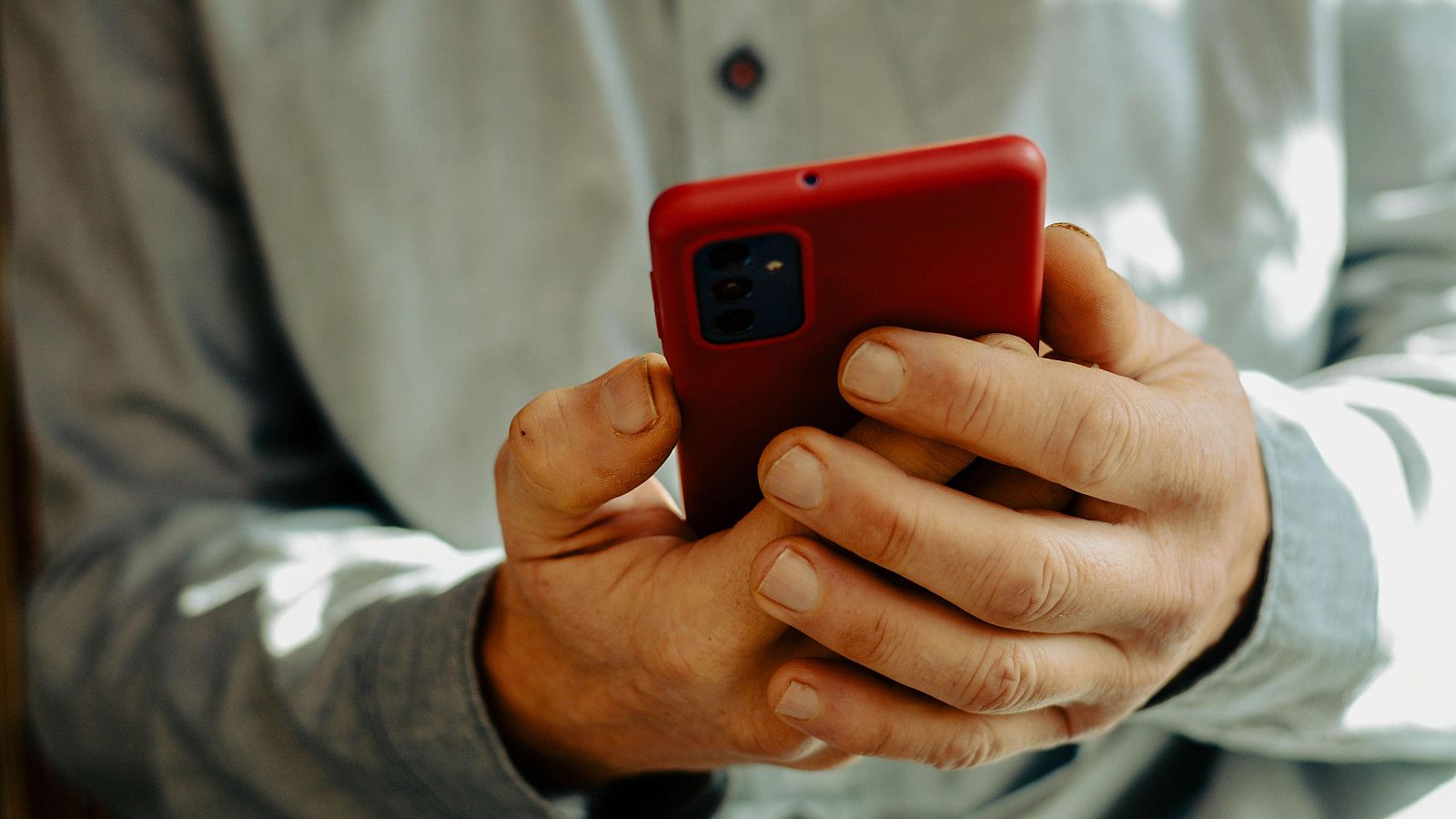 Las publicaciones en redes sociales se pueden usar como prueba para despidos | Ver