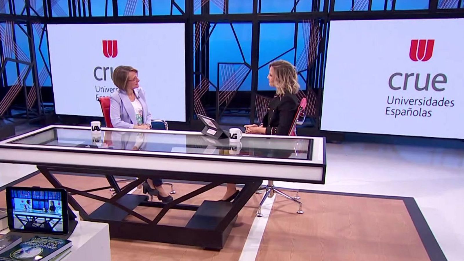 Eva Alcón, presidenta de la CRUE | Ver