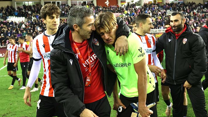 Copa del Rey - Pol Arnau, el héroe del Logroñés: "Hablé con mi padre y me dio la energía"