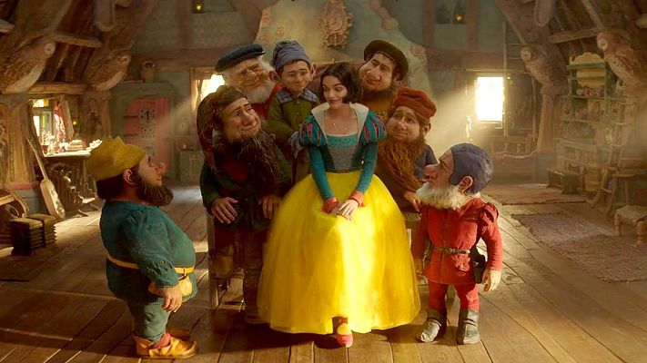 Telediario 1 - Continúa la polémica por los enanitos digitales de la nueva 'Blancanieves' de Disney