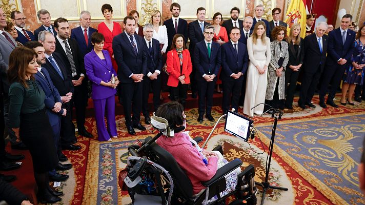 La hora de La 1 - Personas discapacitadas leen el reformado artículo 49 de la Constitución