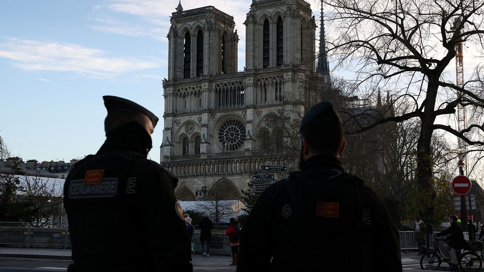 La realista recreación de Notre Dame en un videojuego - Telediario 1 | Ver