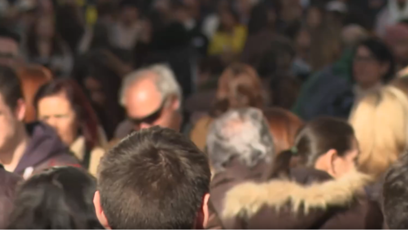 La aventura de ir al centro de las ciudades en el puente de diciembre | Ver