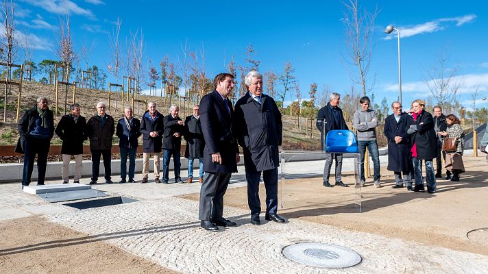 Fútbol - Una cápsula del tiempo en el lugar del antiguo Vicente Calderón preside el Nuevo Parque Atlético de Madrid