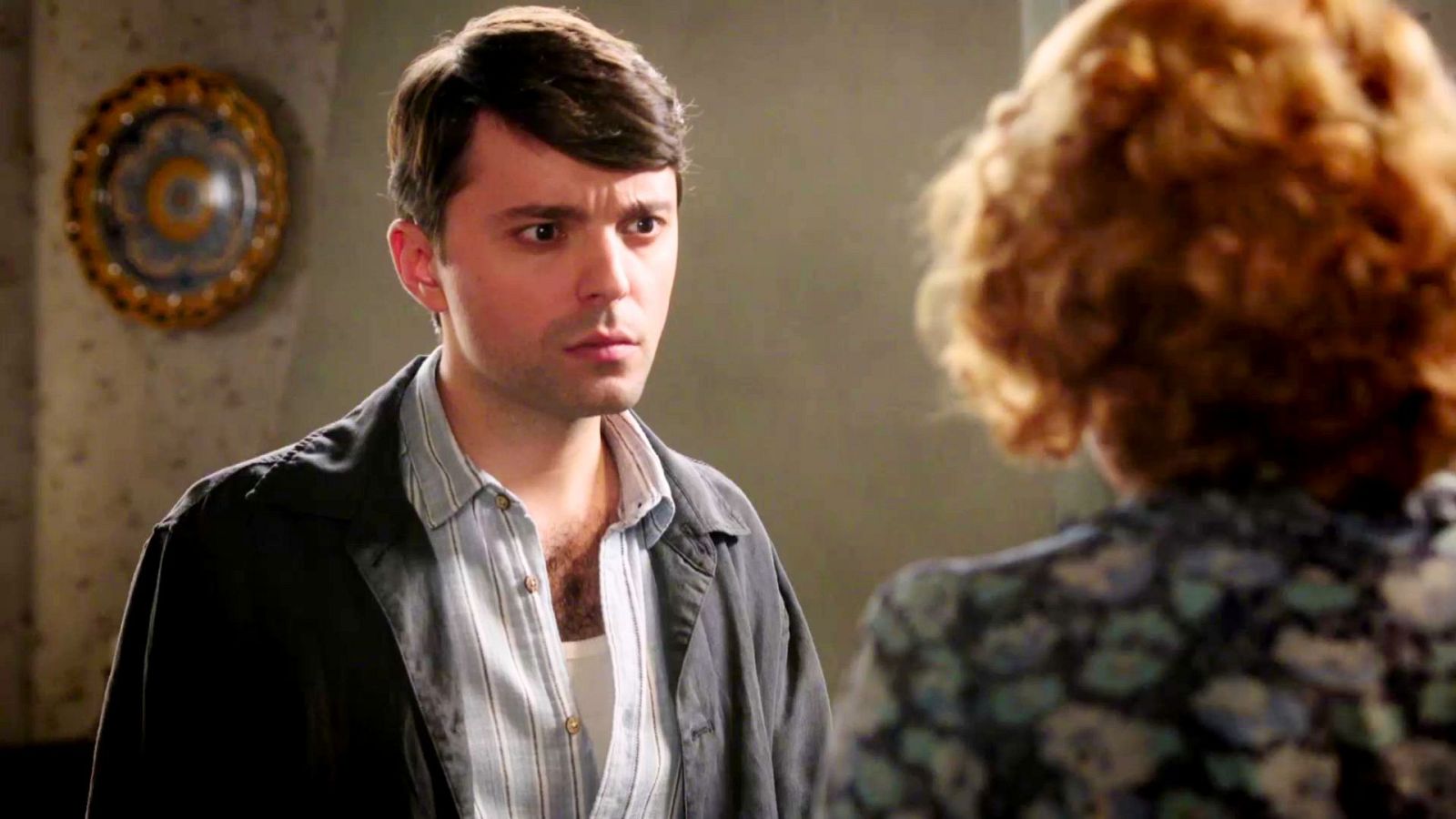 Antonia y Giancarlo desconfían de Calcaterra - Salón de té La Moderna | Ver