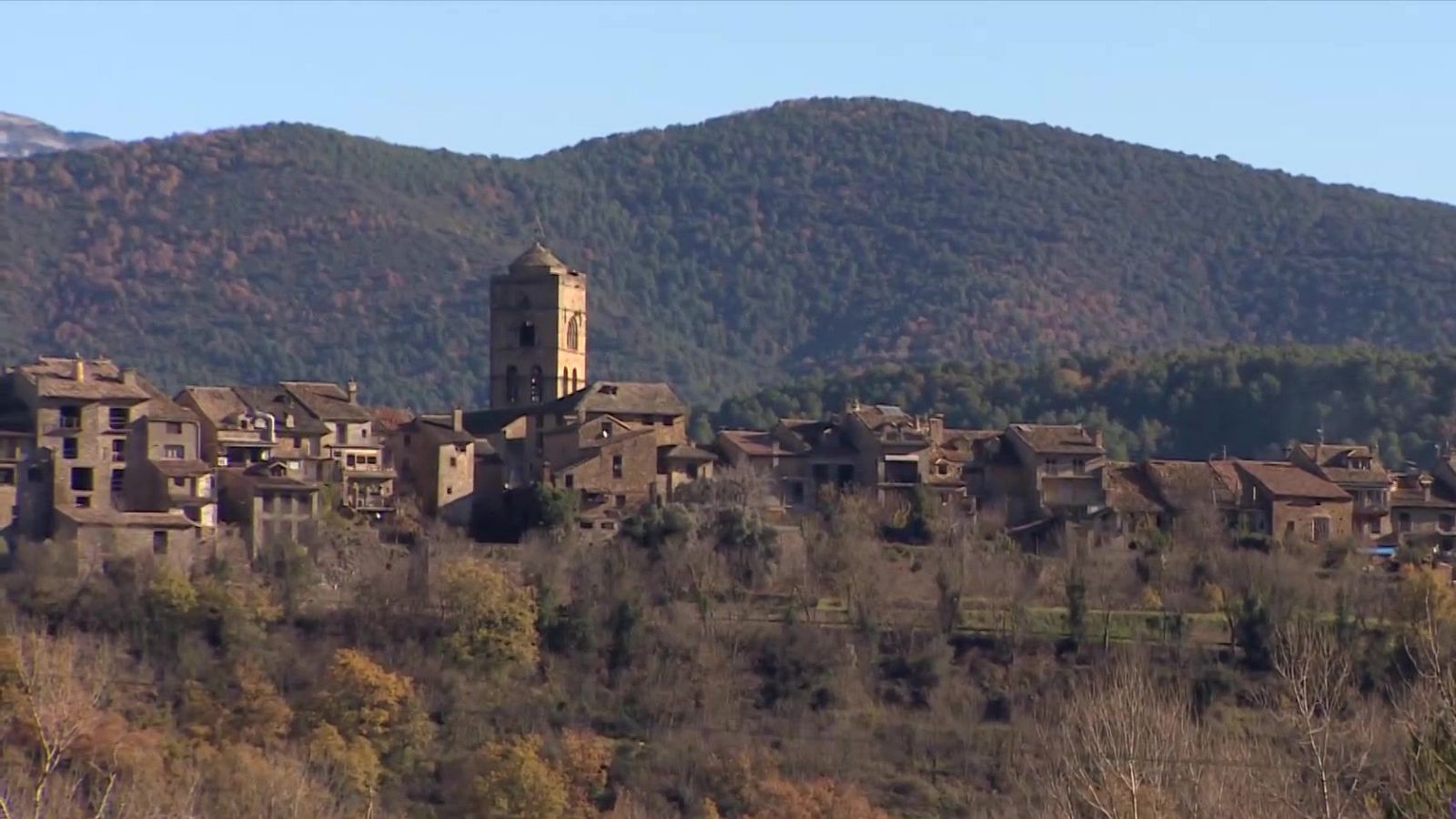 Ainsa, en Huesca y Mura, en Barcelona: Mejores Pueblos Turísticos de 2024 - Telediario 1 | Ver