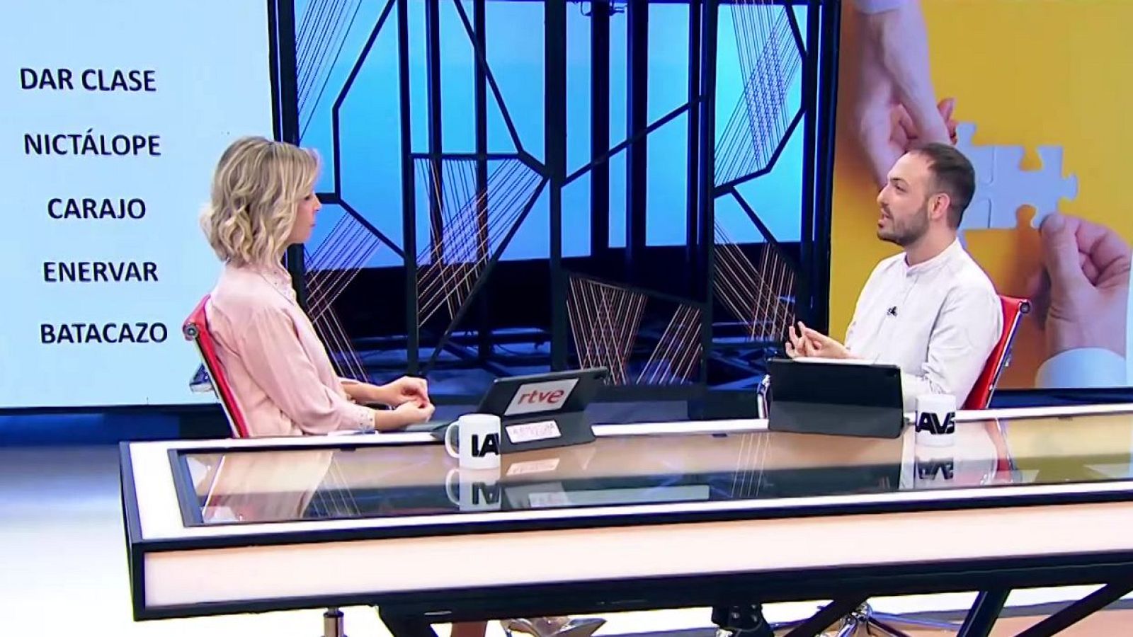 Álex Herrero. Los autoantónimos y la enantiosemia | Ver