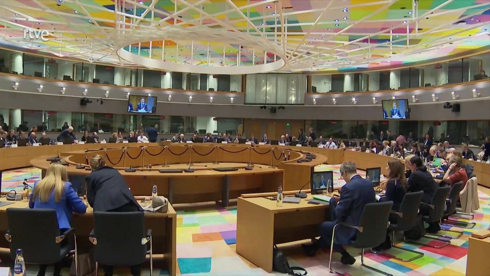 Telediario - 8 horas - 11/12/24 - Lengua de signos - ver ahora