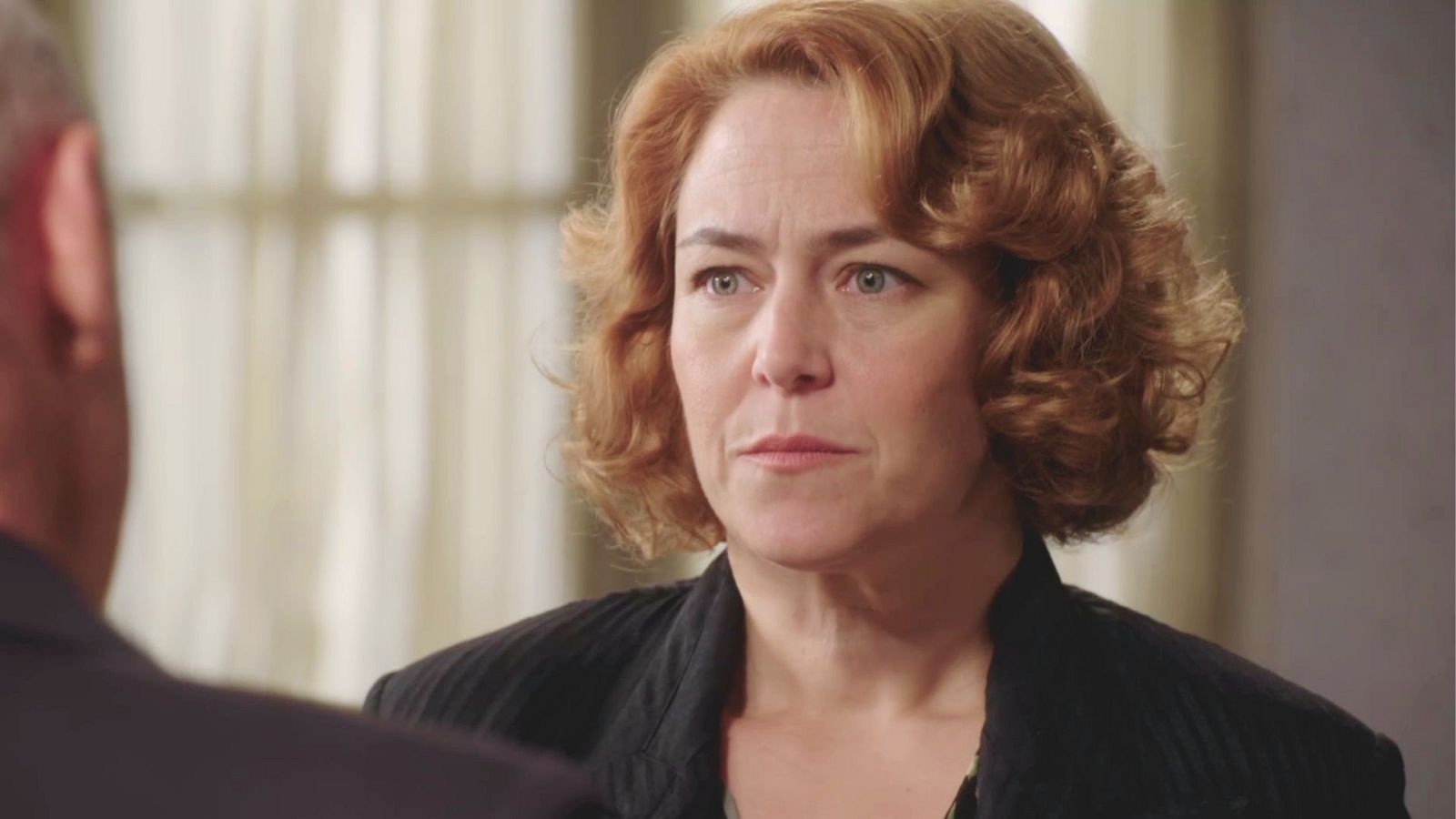 Antonia desenmascara a Calcaterra - Salón de té La Moderna | Ver