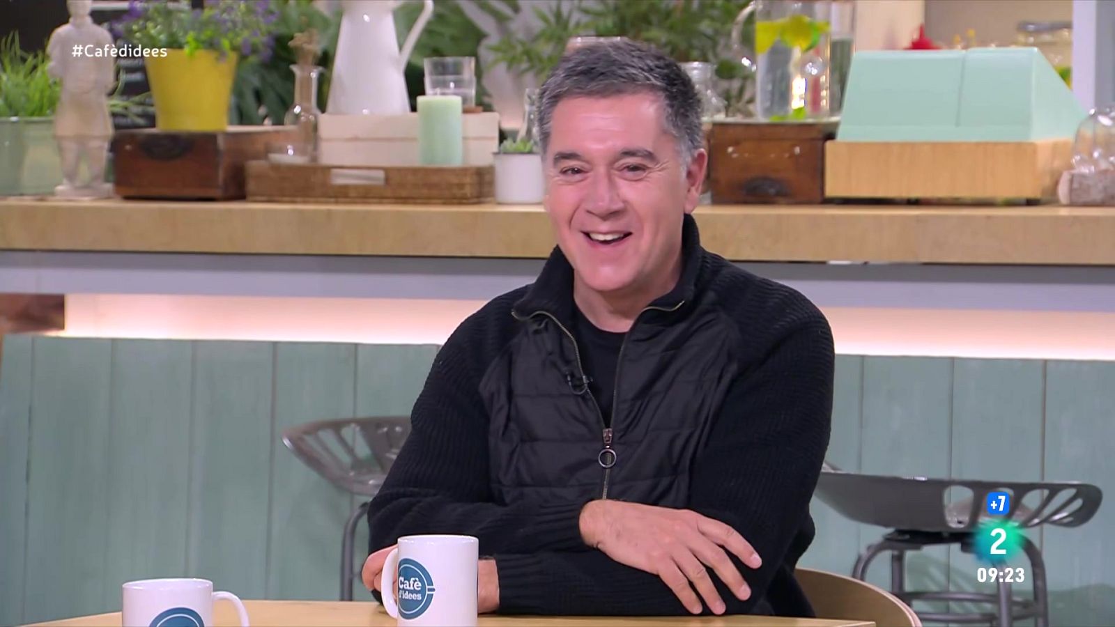 Martí Gironell presenta la novel·la 'La muntanya del tresor' - Cafè d'idees | Veure