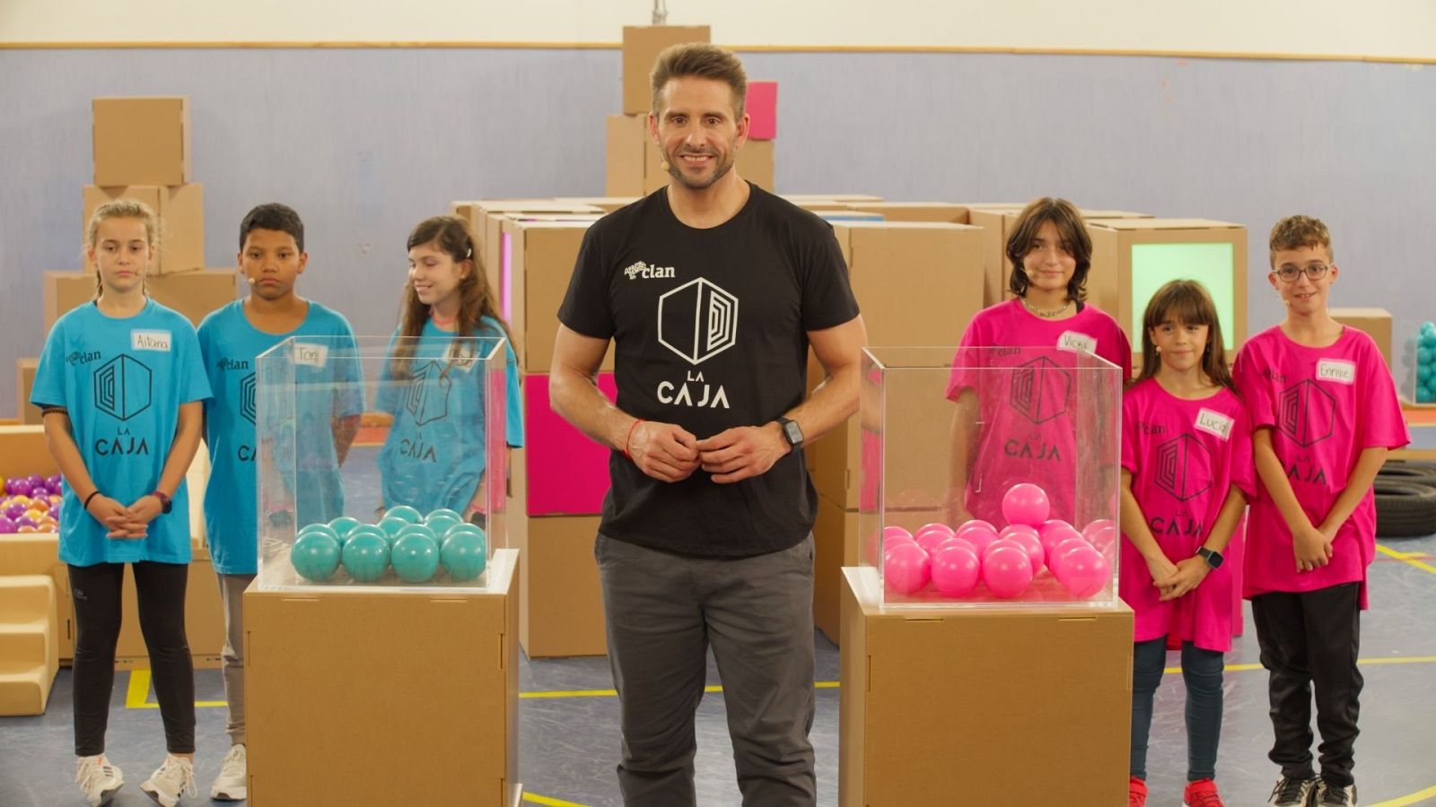 Àngel Pons presenta 'Aprendemos en Clan. La Caja' | Ver