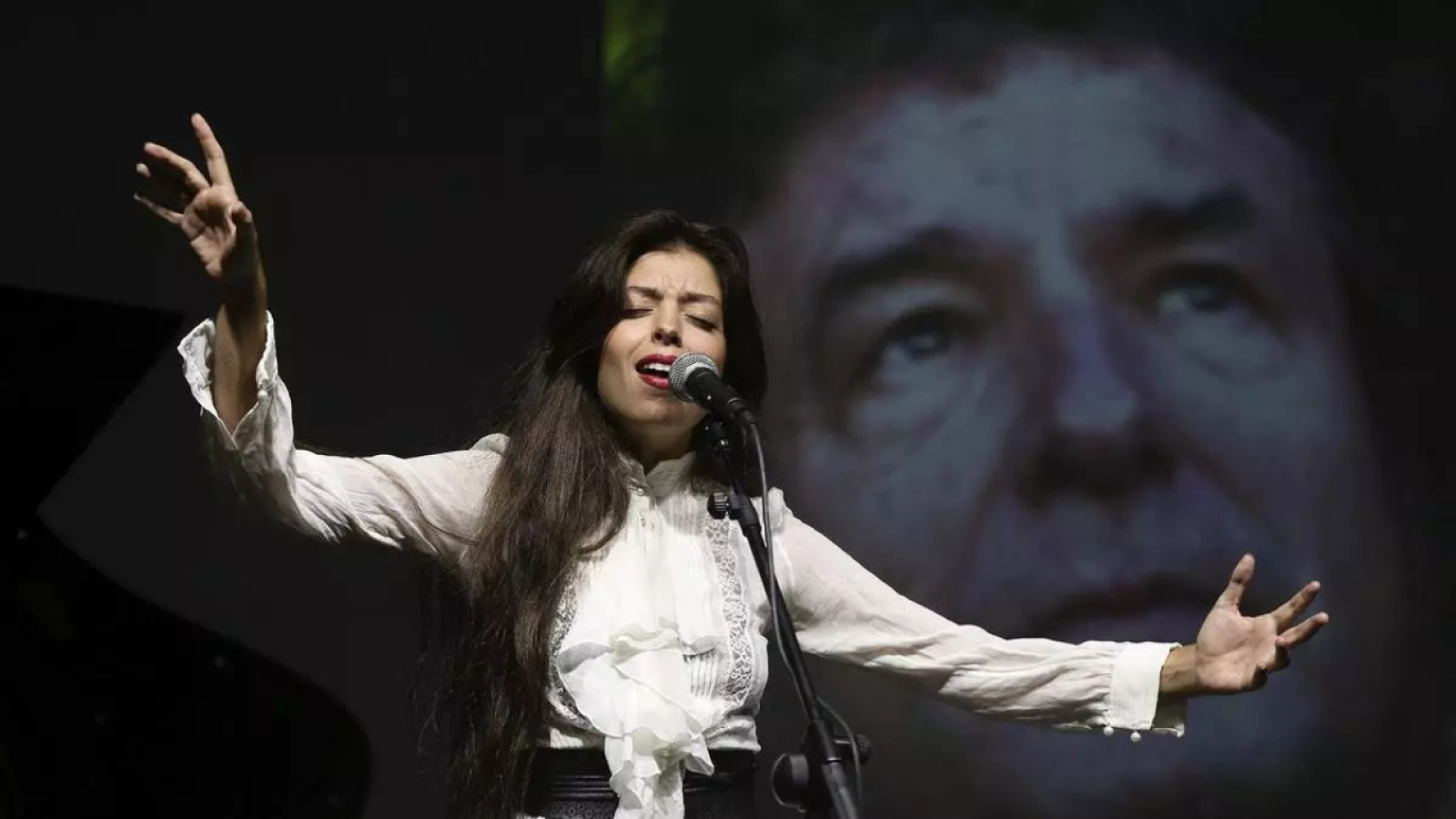 Soleá Morente hace un homenaje a su padre en su nuevo disco: 'Mar en calma' | Ver