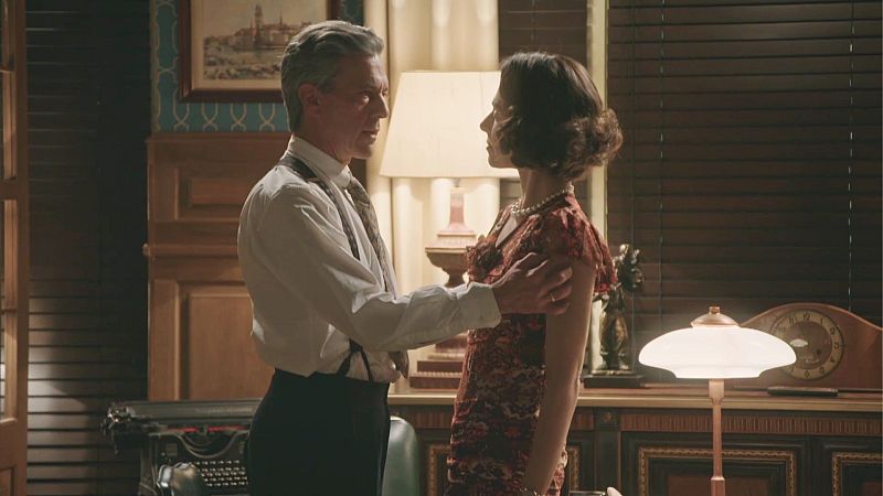 Emiliano y Lázara cruzan el límite - Salón de té La Moderna | Ver