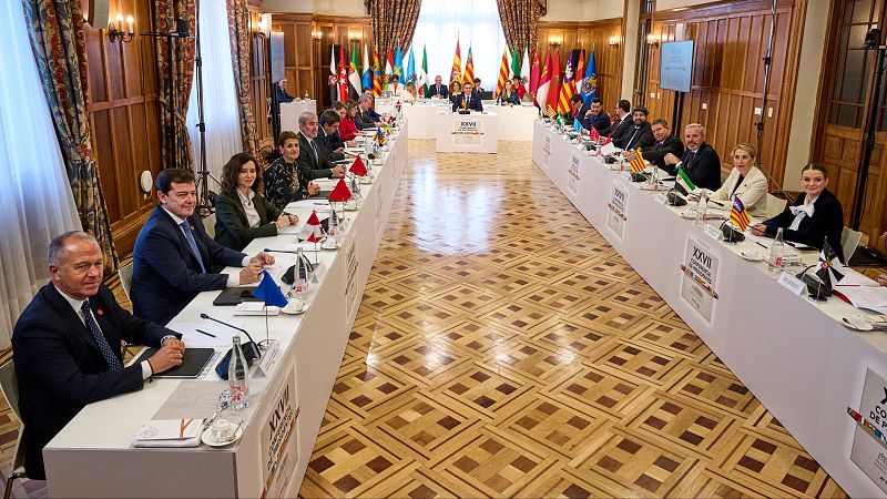 Telediario matinal en cuatro minutos - 14/12/2024 | Ver