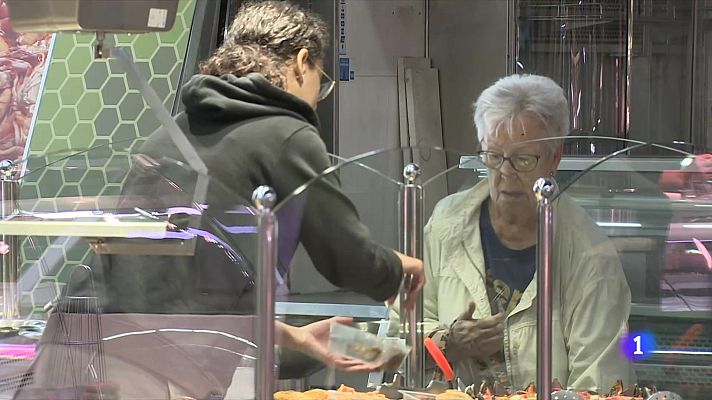 L'Informatiu - Tanquen 41 parades dels mercats municipals de Barcelona durant el 2024