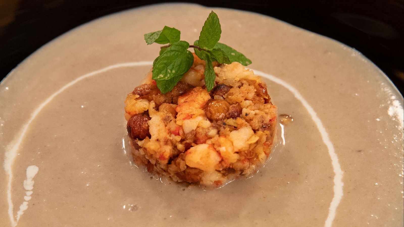 Crema de setas y tartar de langostinos - Saber vivir | Ver