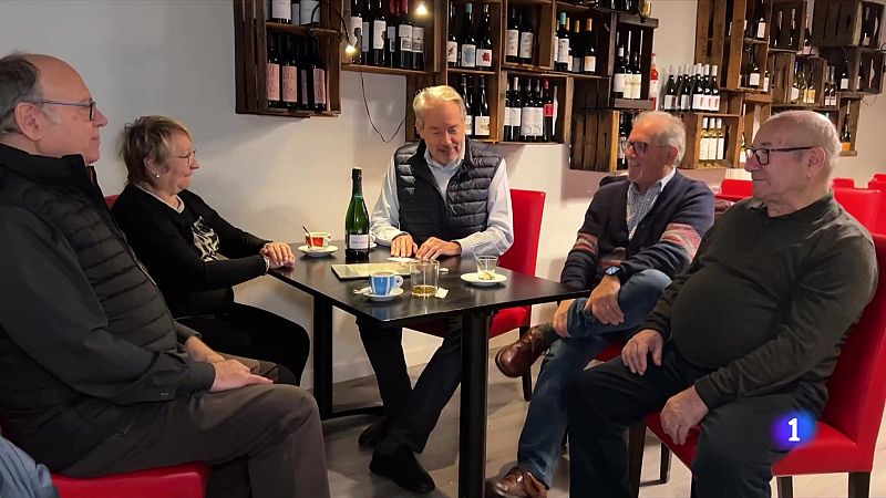 Els veïns de Sant Guim de Freixenet juguen el mateix número del Gordo des de fa 122 anys - L'Informatiu | Veure