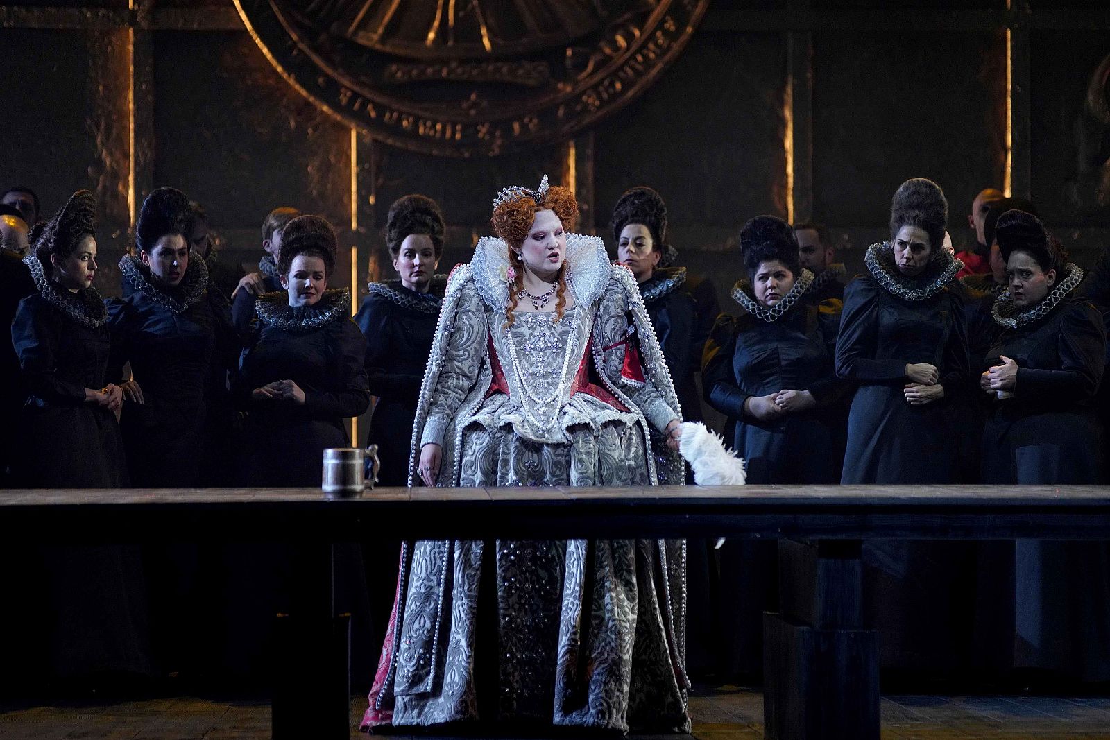 El conflicto entre María Estuardo e Isabel I llega con 'Maria Stuarda' | Ver