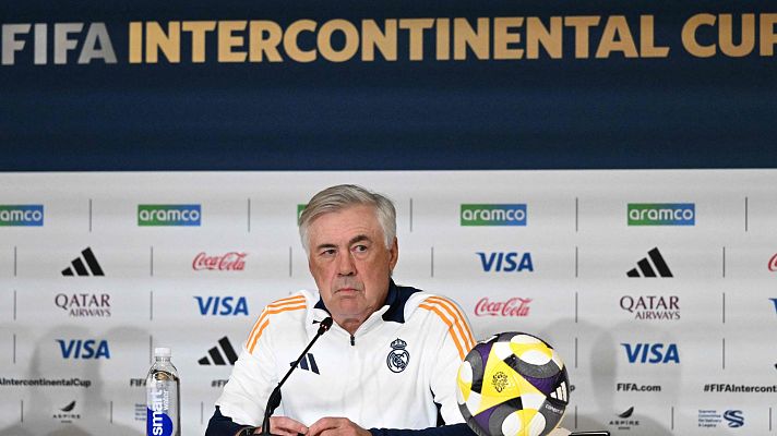 Fútbol - Ancelotti: "Creo que no hay ningún entrenador en la historia limpio de críticas"