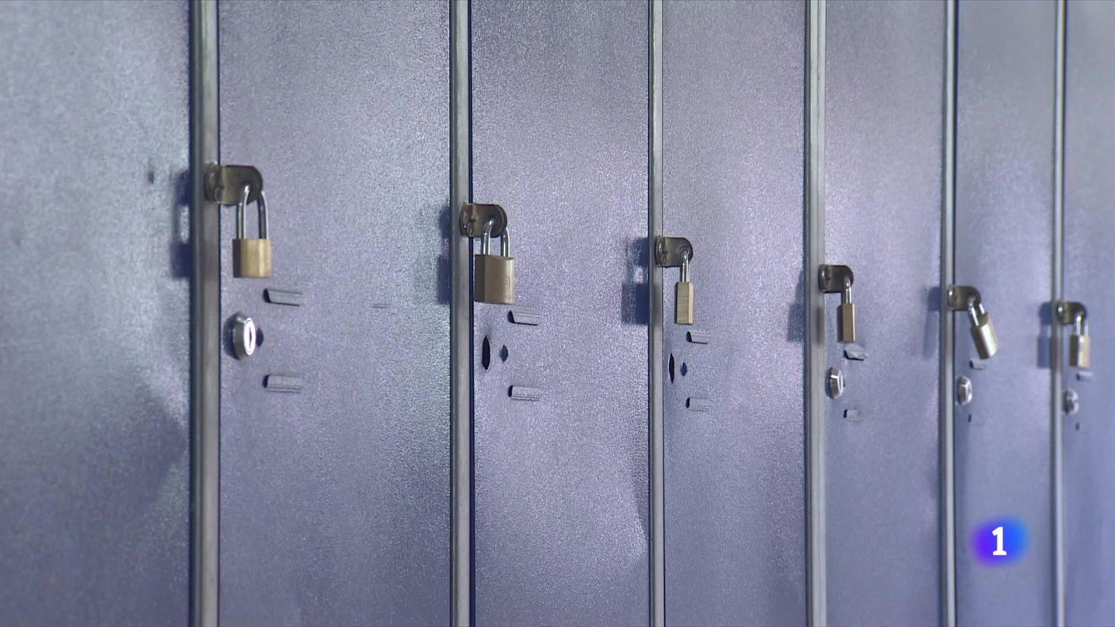 Malestar al sector educatiu per la reorganització d'assignatures a batxillerat - L'Informatiu | Veure