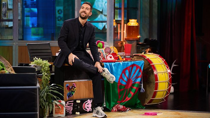 La Revuelta - Broncano habla con Alex Txikon en directo desde el Himalaya