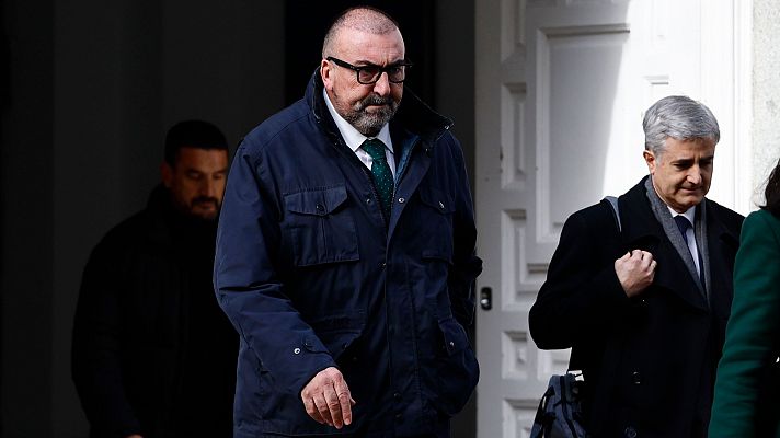 Telediario en lengua de signos - Telediario - 8 horas - 18/12/24 - Lengua de signos