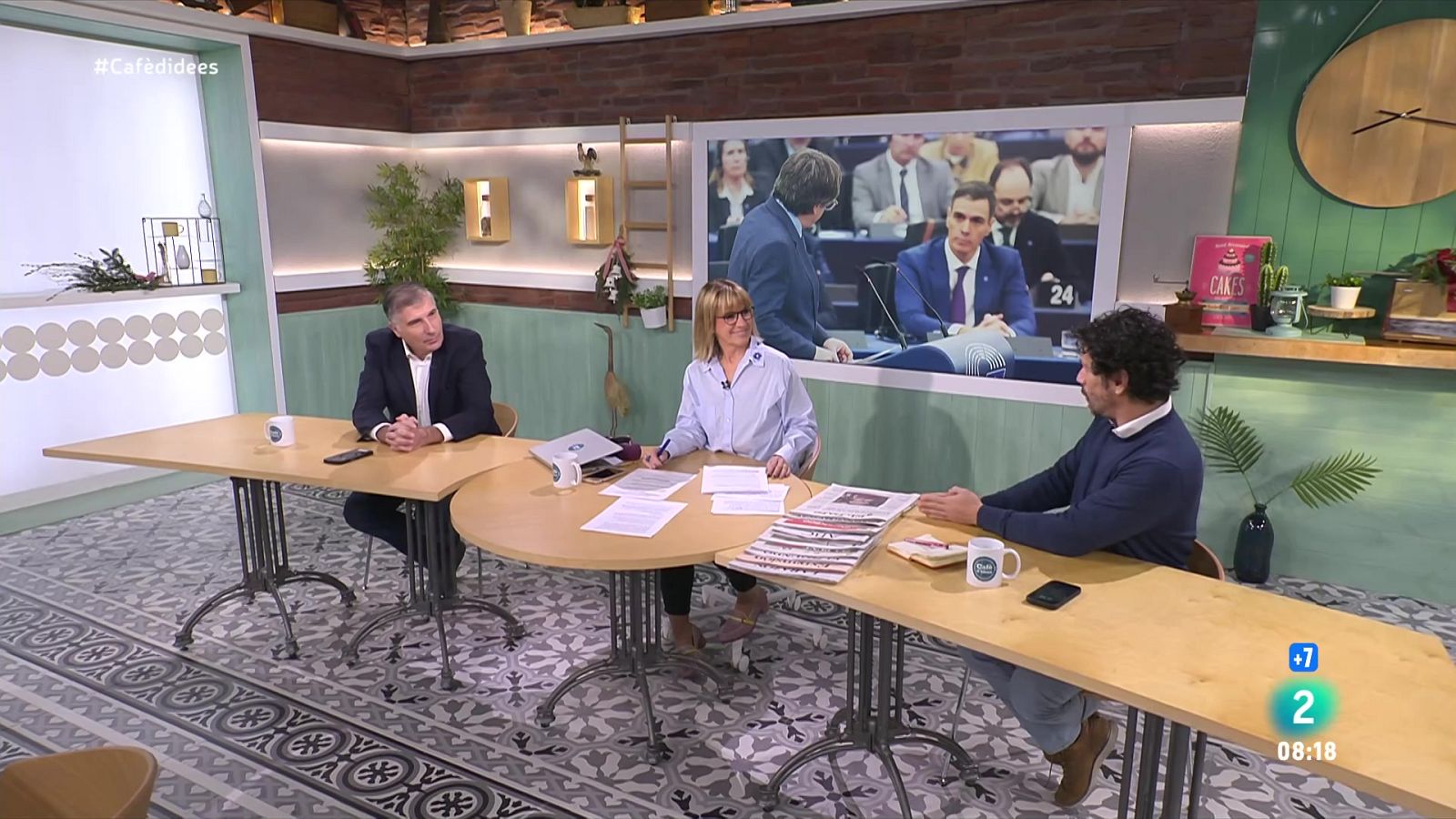 Gemma Nierga entrevista el president parlamentari dels socialistes. Paul Berrondo i Jan Mediavilla presenten l'obra. I parlem de la programació de La1