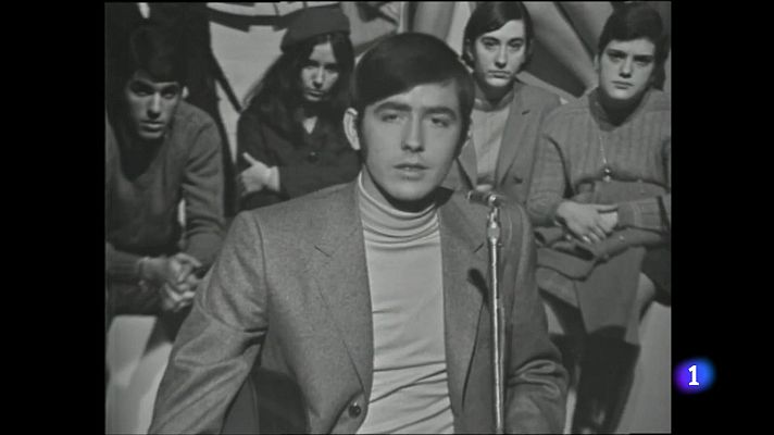 L'Informatiu - 'Paraules d'amor', de Serrat: les versions de Peret, Ana Belén i Rosario