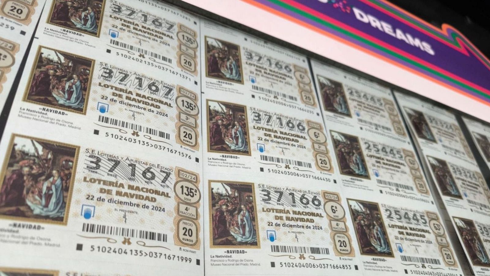 Dos toledanos esconden 21 boletos por las calles de su ciudad | Ver