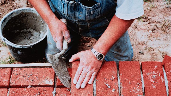 Telediario 1 - Trabajo: así se acordó la jornada laboral de 40 horas en 1983