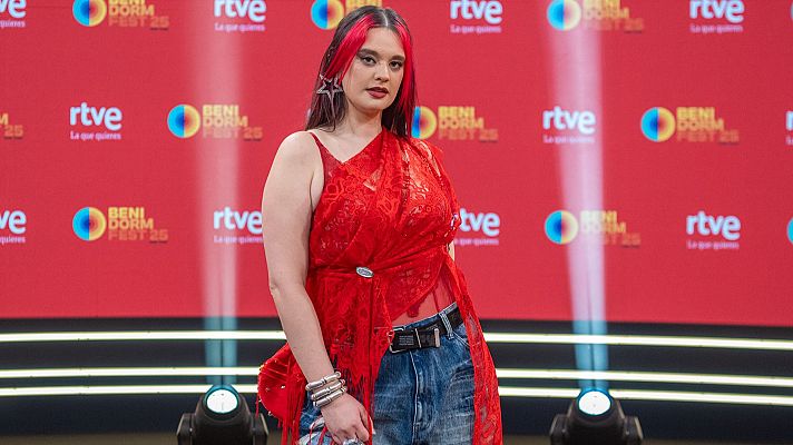 Benidorm Fest - Entrevista a DeTeresa, concursante del Benidorm Fest 2025