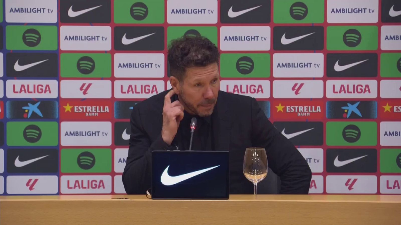 Simeone: "Tenemos un gran portero, fue definitorio" - Fútbol | Ver