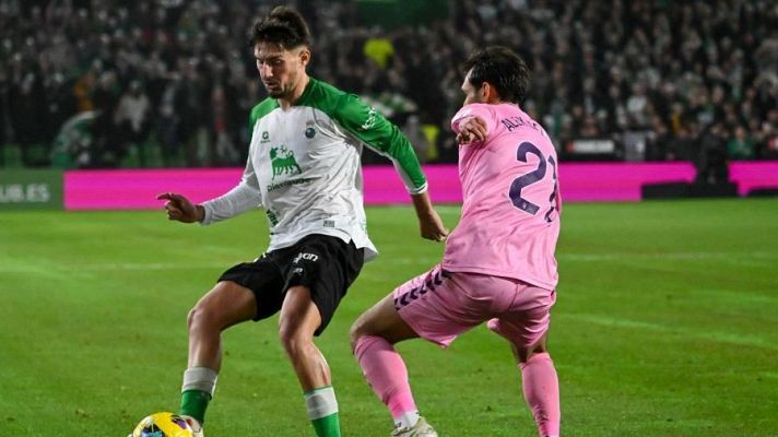 Resúmenes de LaLiga - R. Racing Club vs CD Eldense:  21ª jornada de Liga | Segunda