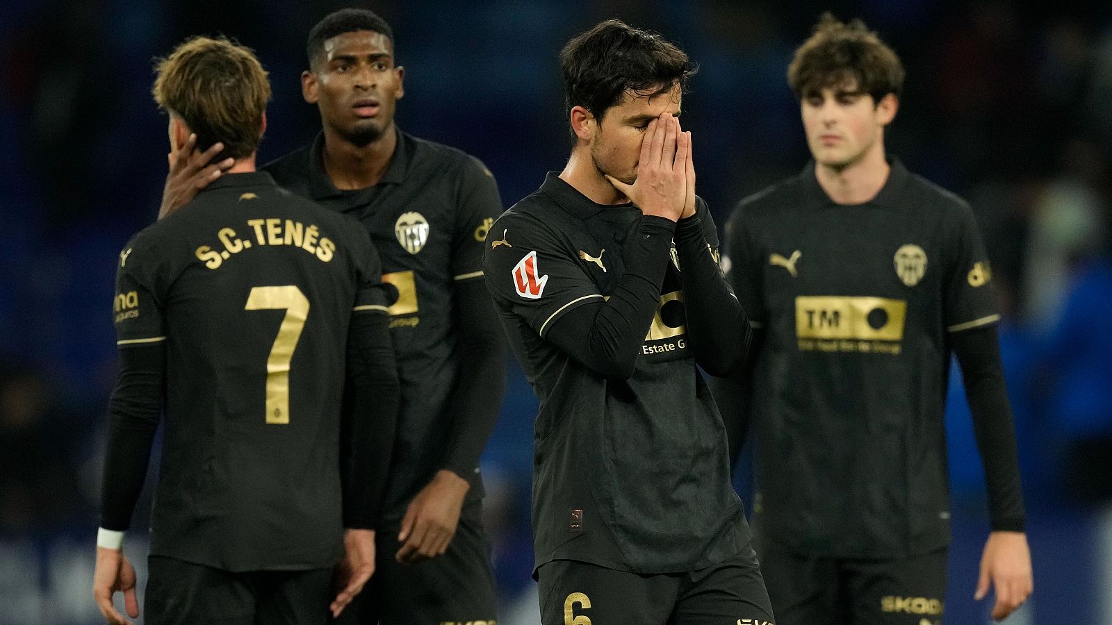 El Valencia busca entrenador salvar peor primera vuelta su historia | Ver