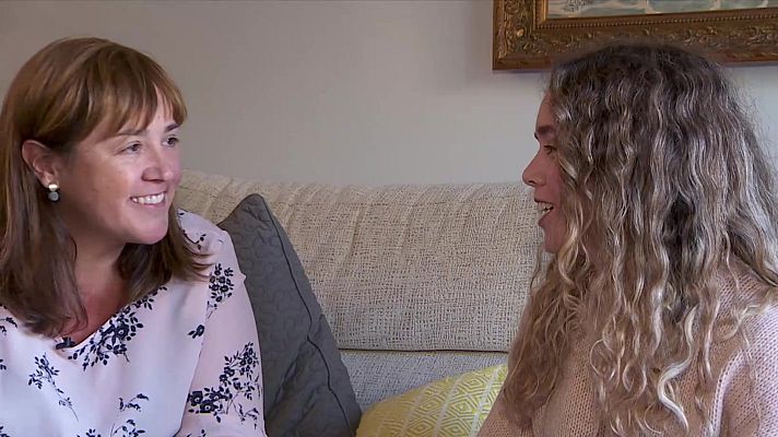 Telediario 1 - Navidad en la zona cero de la dana: reencuentros emocionantes y tareas de limpieza